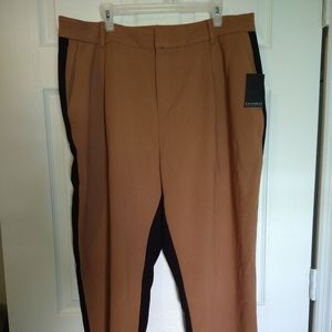 Eloqueen trousers brand new